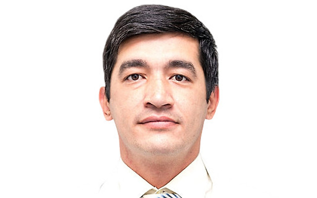 Шарипов Эрнст Рашитович